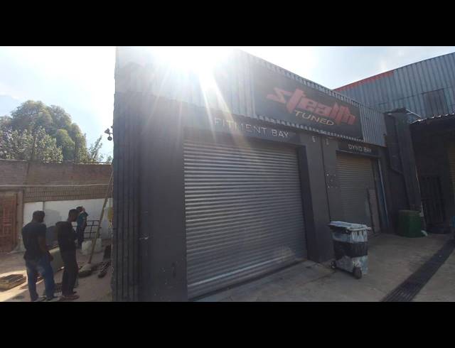 60M² WAREHOUSE TO LET IN CITY WEST